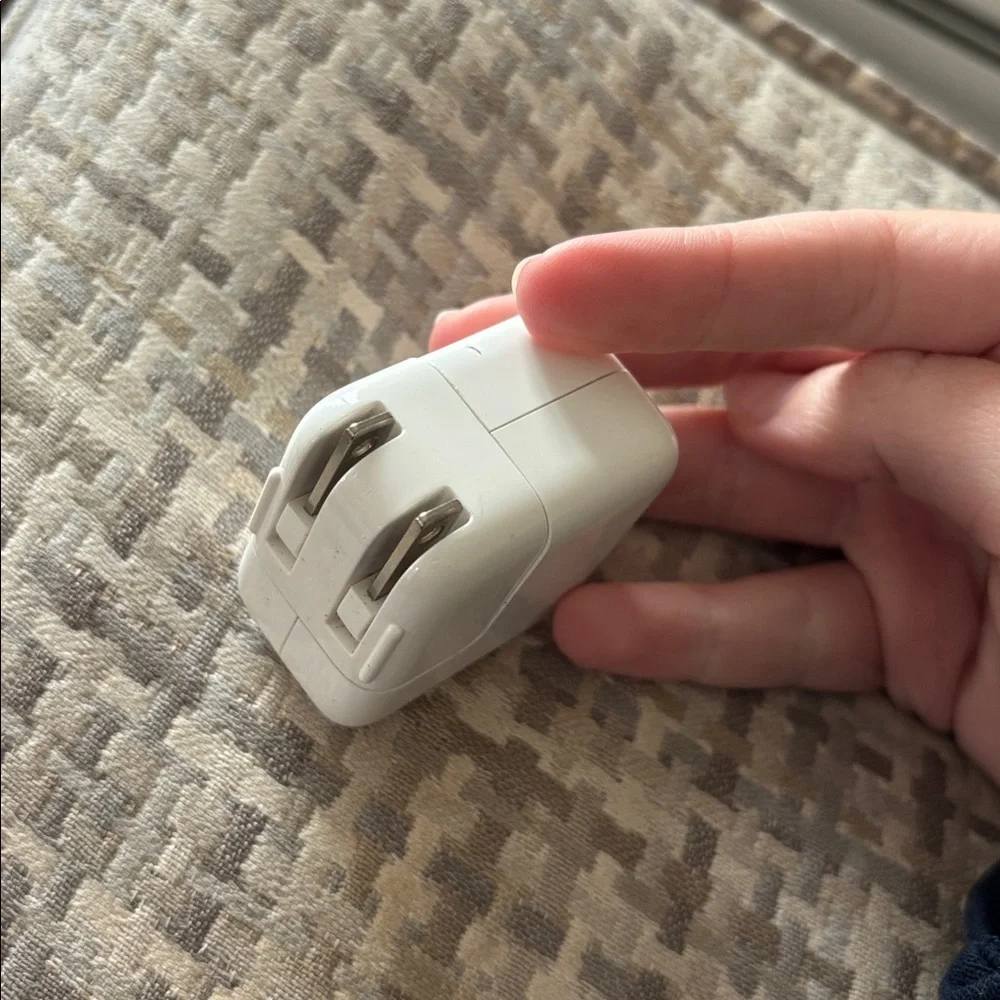 Apple USB Power Adapter 10W White Charging Block Used